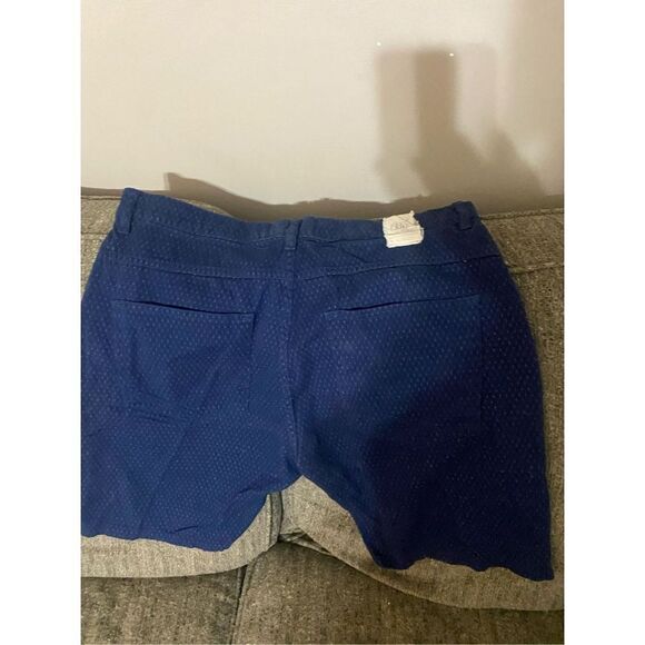 Free Planet Shorts - Picture 3 of 4